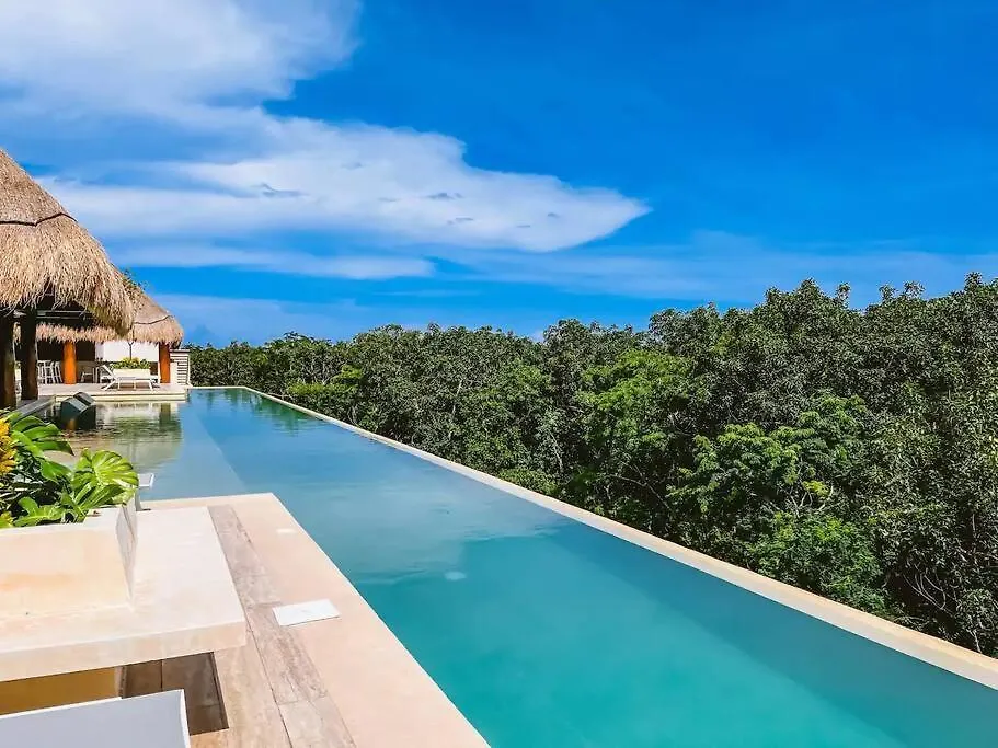 2 Bedroom Apt W/Amazing Rooftop & Jungle Views Tulum