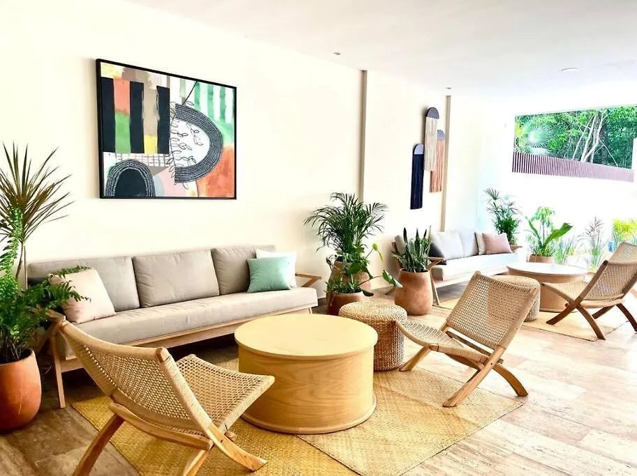 2 Bedroom Apt W/Amazing Rooftop & Jungle Views Tulum 0*,