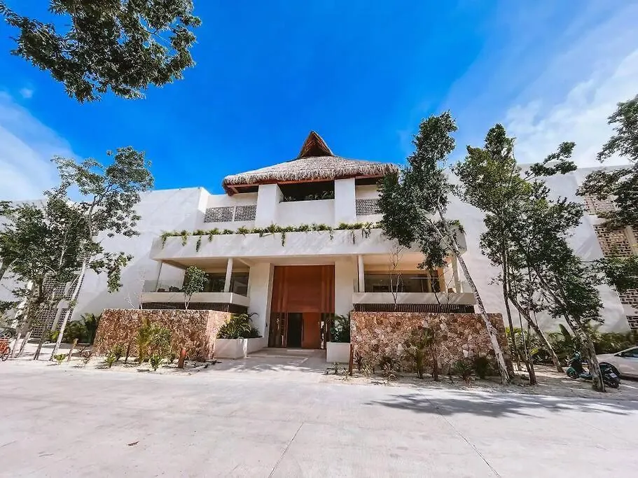 Apartment 2 Bedroom Apt W/Amazing Rooftop & Jungle Views Tulum